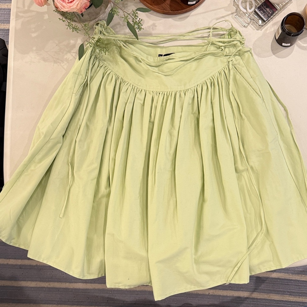 NWT - Ella Mae Twisting Vines Skirt in Honey Dew sz XL